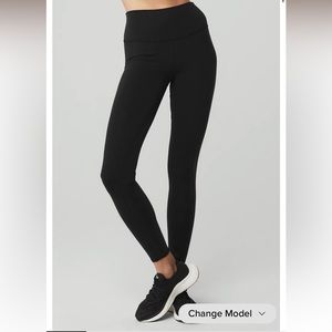 Alo yoga Airbrush leggings size XS